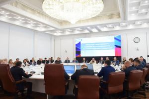 Социальные партнёры обсудили оплату труда в бюджетной сфере Саратовской области